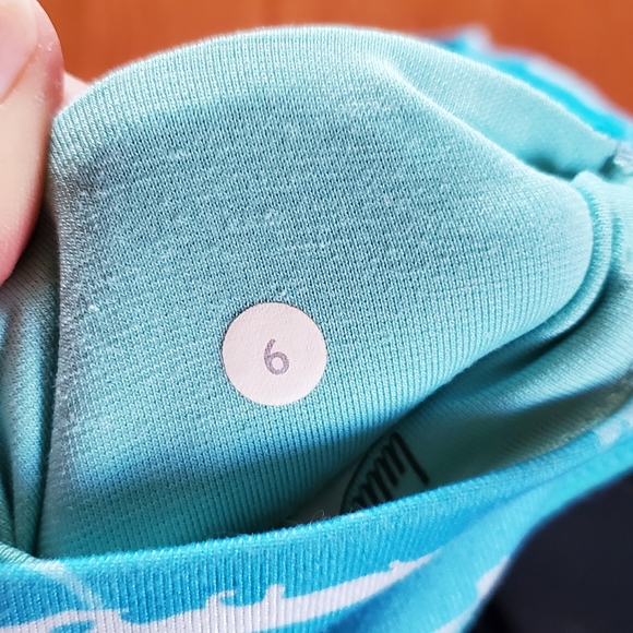 Lululemon Cropped Leggings - Picture 2 of 3